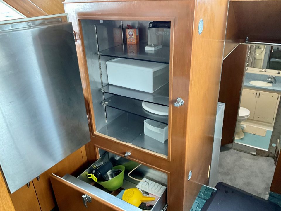 1967 Chris-Craft Constellation