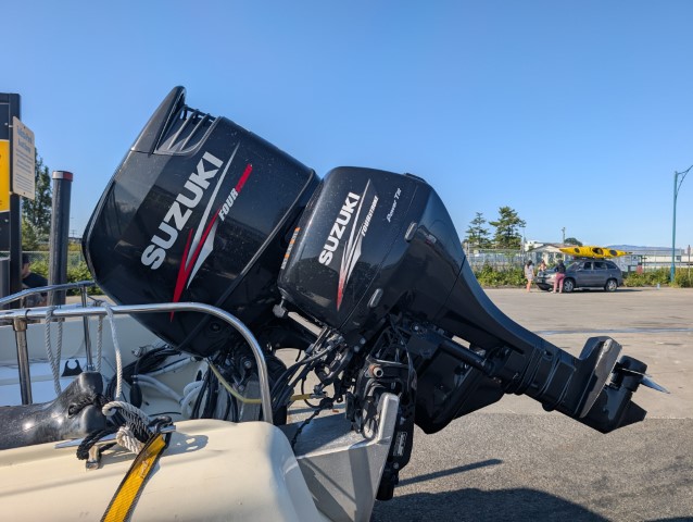 2011 Boston Whaler Outrage 22