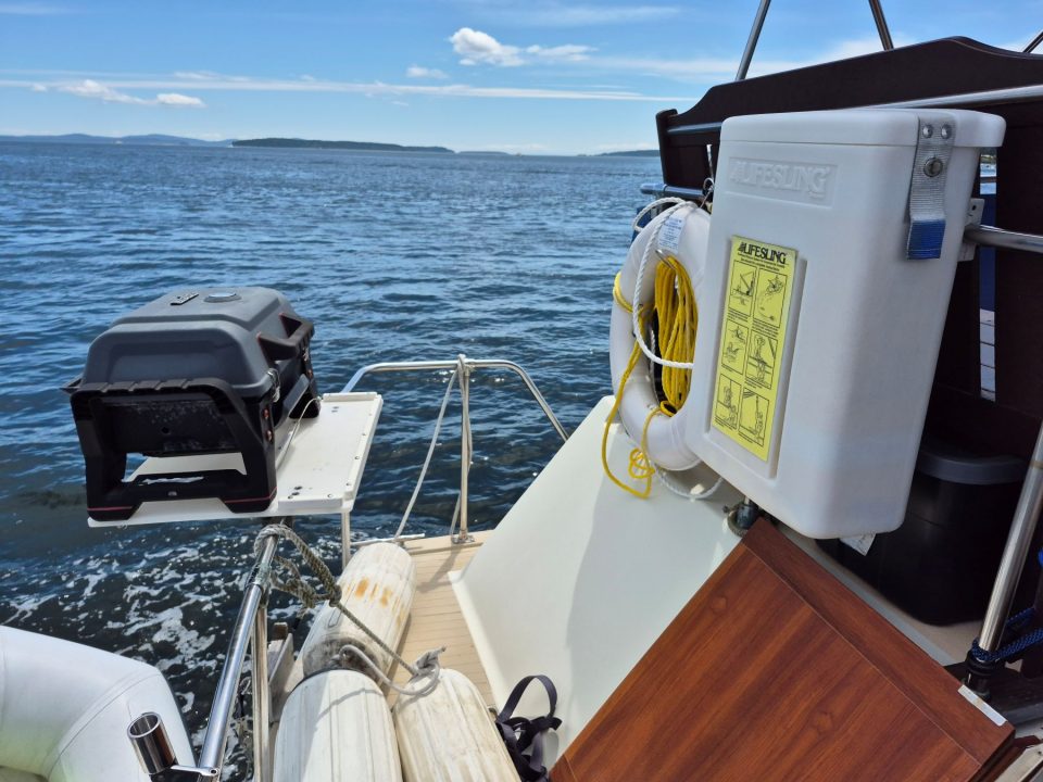 1977 Tollycraft 34 Tri Cabin