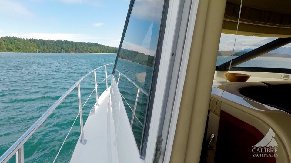 2002 Sea Ray 540 Cockpit Motor Yacht