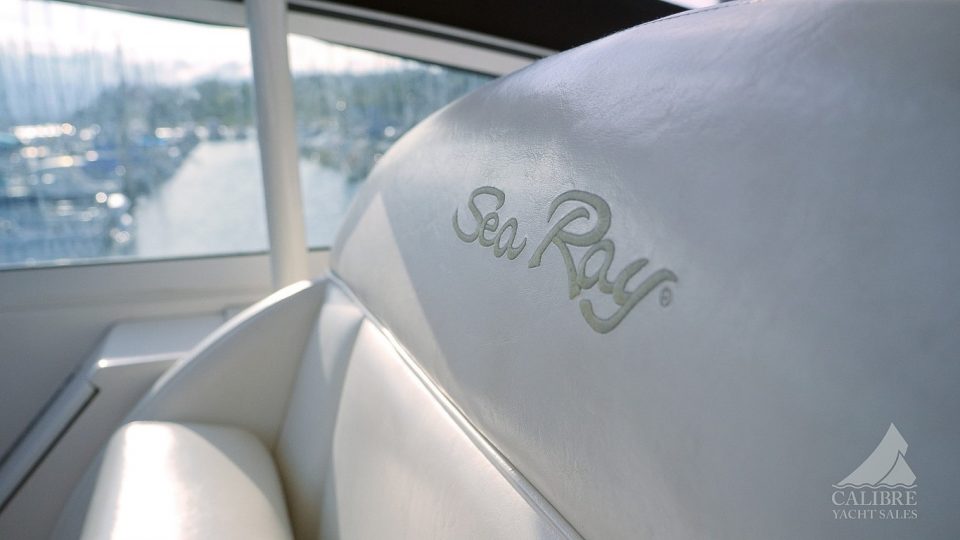 2002 Sea Ray 540 Cockpit Motor Yacht