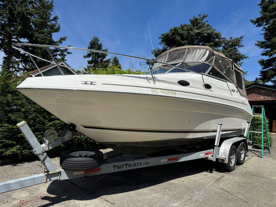 1997 Sea Ray 240 Sundancer with Trailer