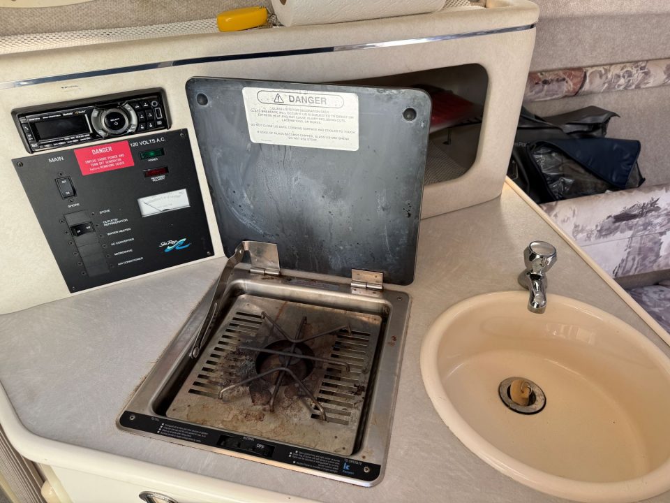 1997 Sea Ray 240 Sundancer with Trailer