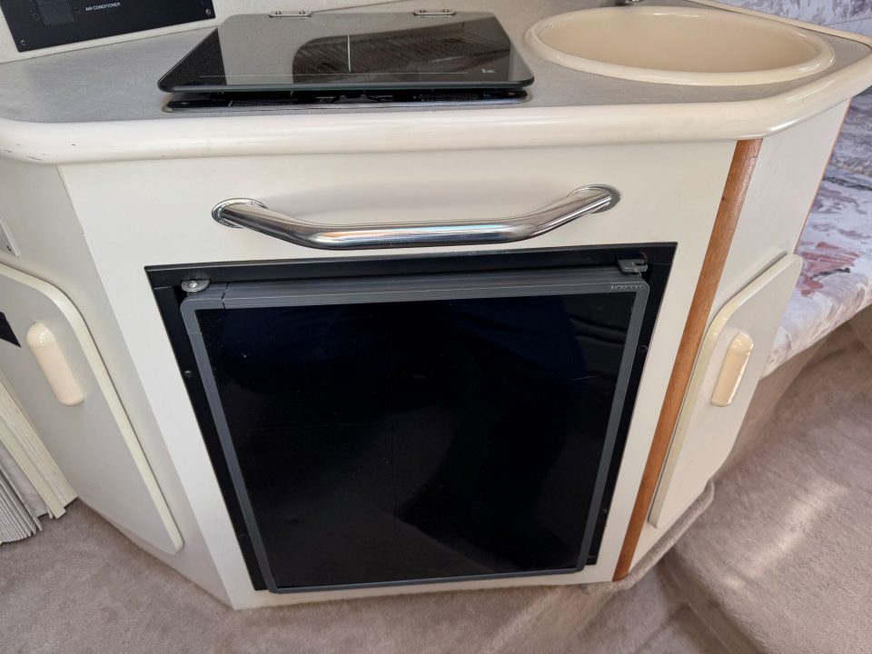 1997 Sea Ray 240 Sundancer with Trailer