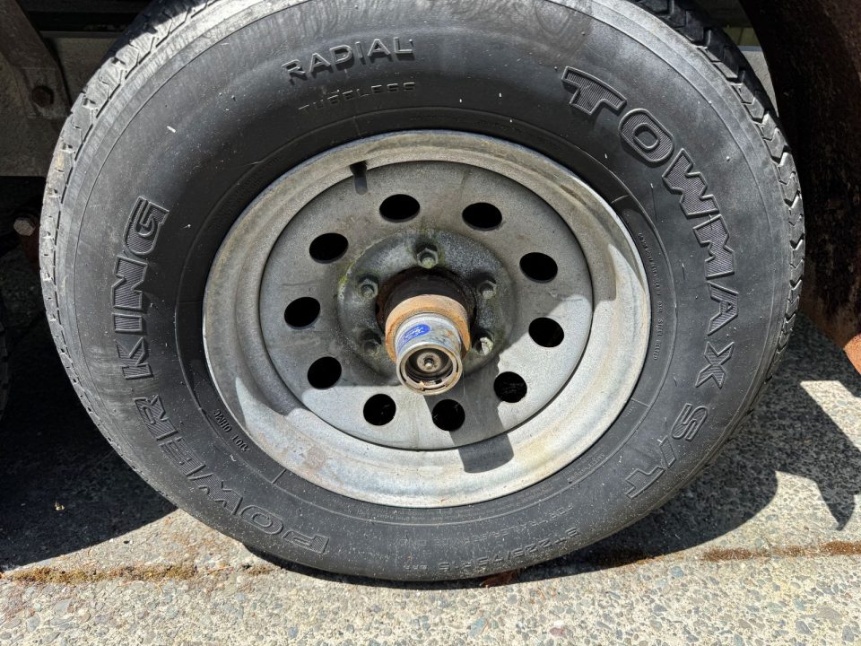 1997 Sea Ray 240 Sundancer with Trailer