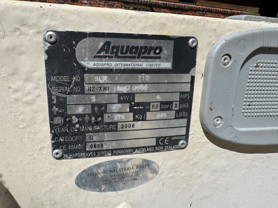 1997 Sea Ray 240 Sundancer with Trailer