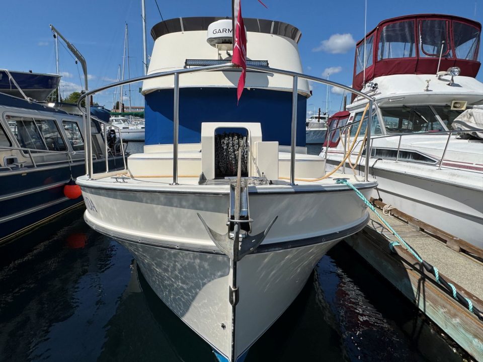 1991 Camano 31 Troll