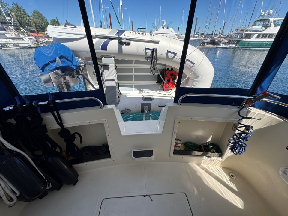 1991 Camano 31 Troll