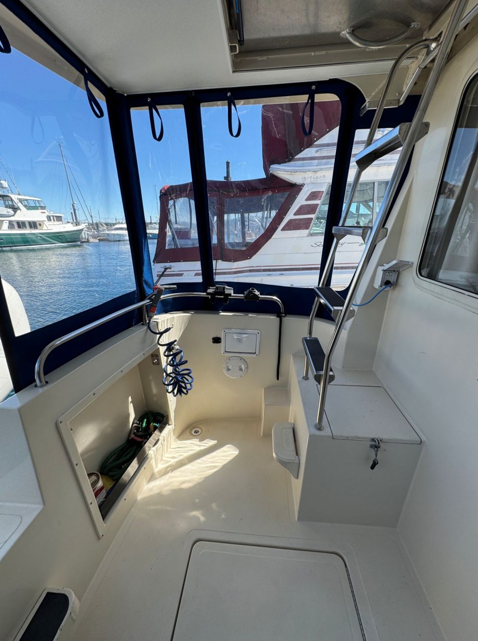 1991 Camano 31 Troll