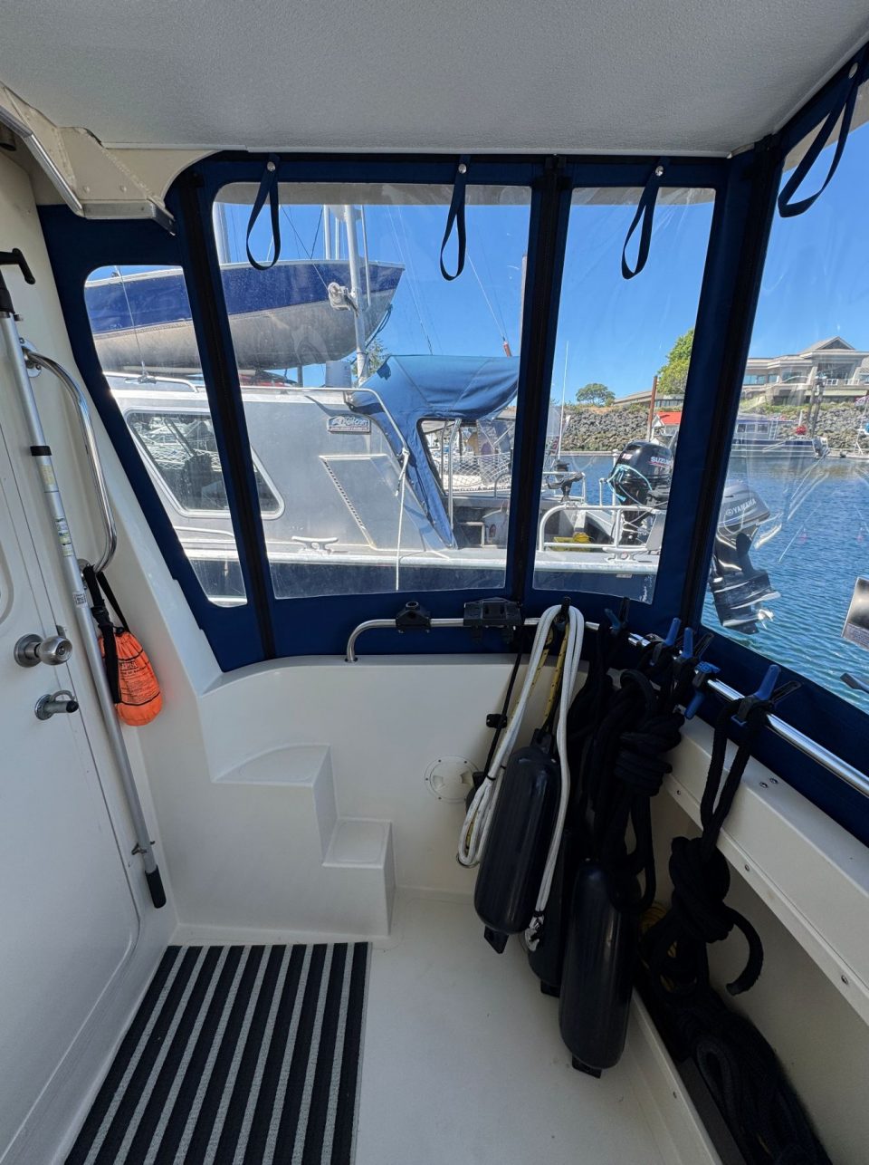 1991 Camano 31 Troll