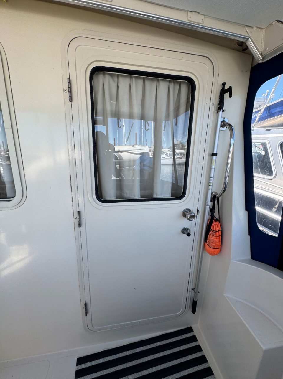 1991 Camano 31 Troll