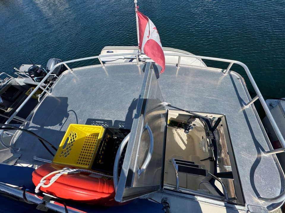 1991 Camano 31 Troll