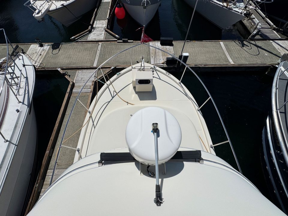 1991 Camano 31 Troll