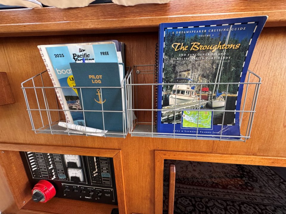 1991 Camano 31 Troll