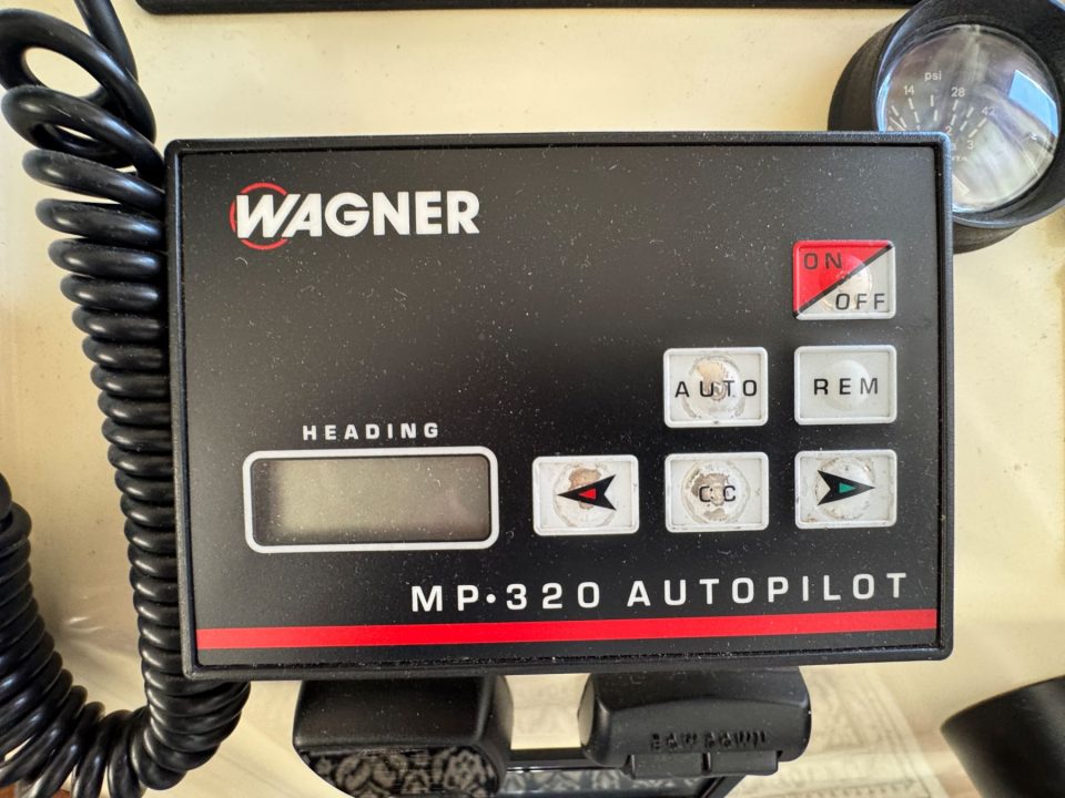 1991 Camano 31 Troll