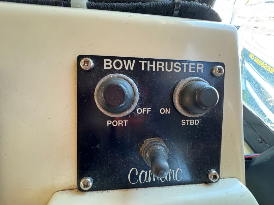 1991 Camano 31 Troll