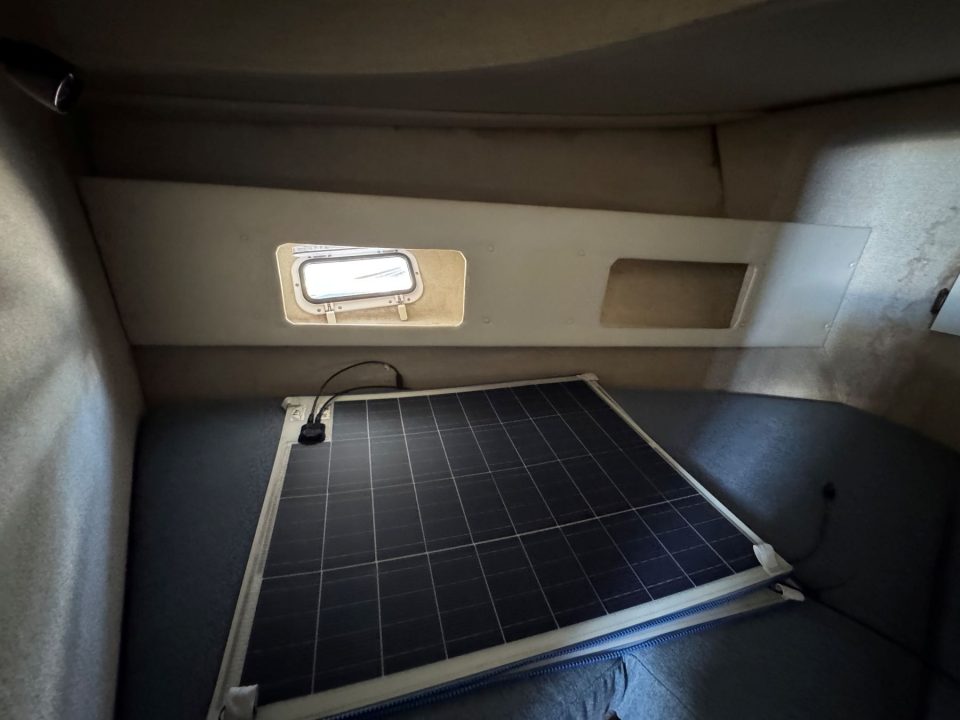 1991 Camano 31 Troll