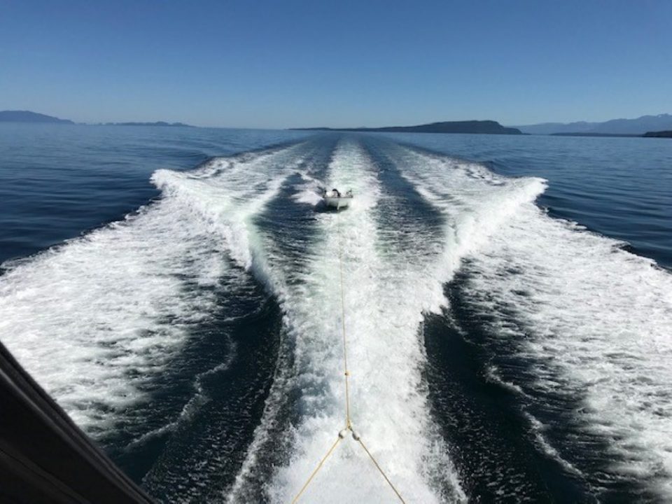2002 Sea Ray 540 Cockpit Motor Yacht