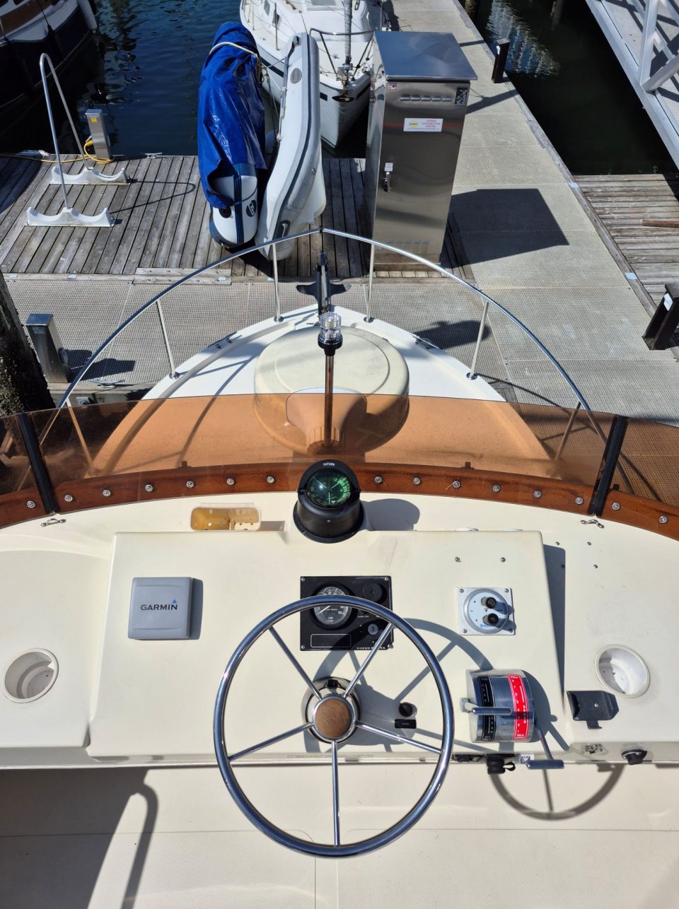 1994 Camano 31 Troll