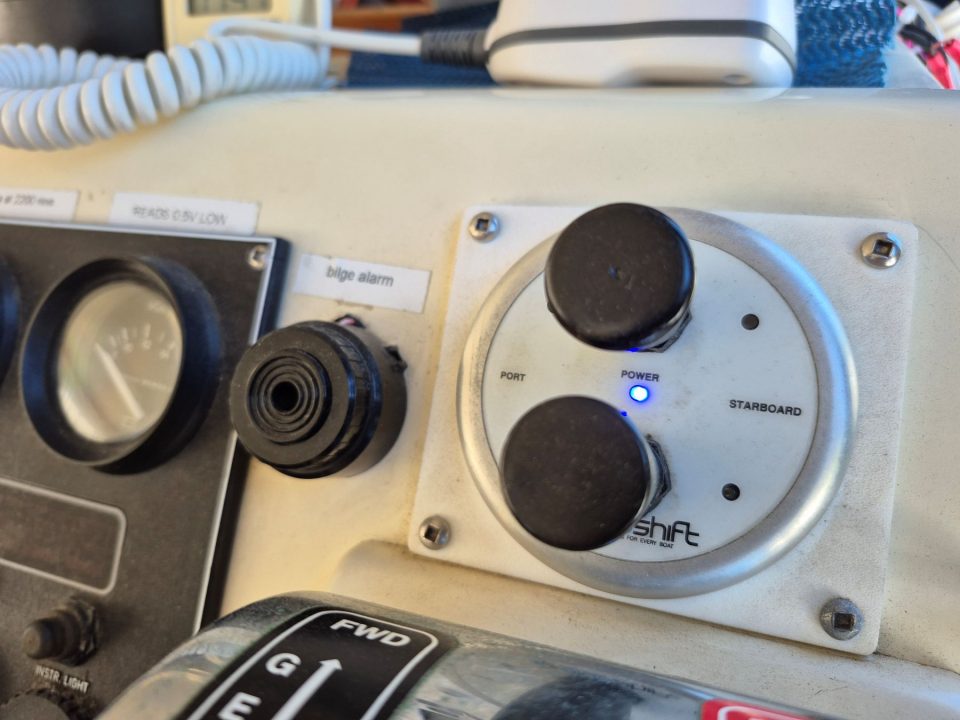 1994 Camano 31 Troll