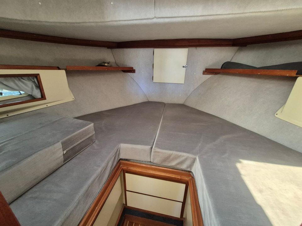 1994 Camano 31 Troll