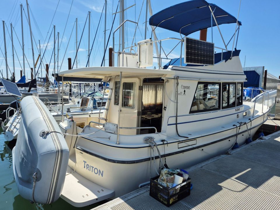 1994 Camano 31 Troll