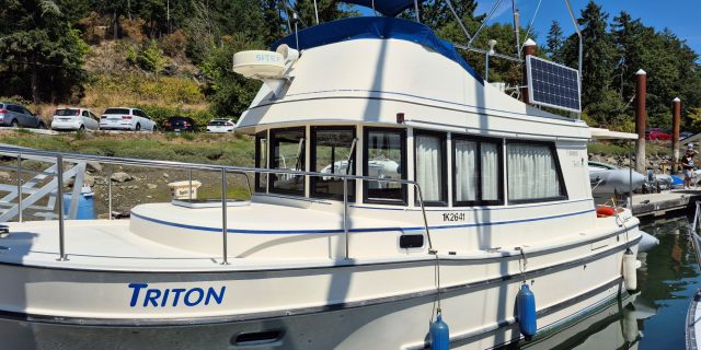 1994 Camano 31 Troll
