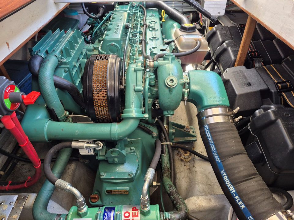 1994 Camano 31 Troll