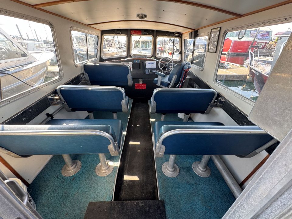 1995 EagleCraft 28′ Crewboat