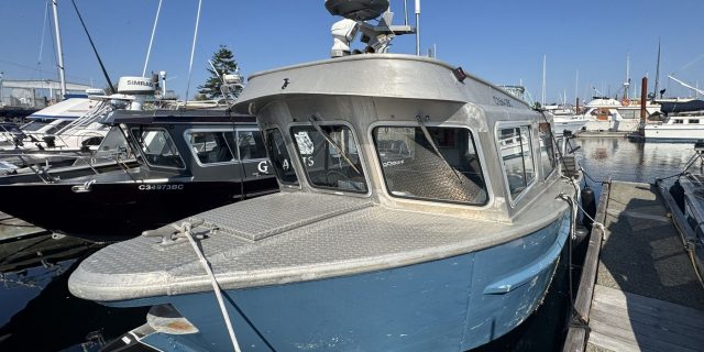 1995 EagleCraft 28′ Crewboat