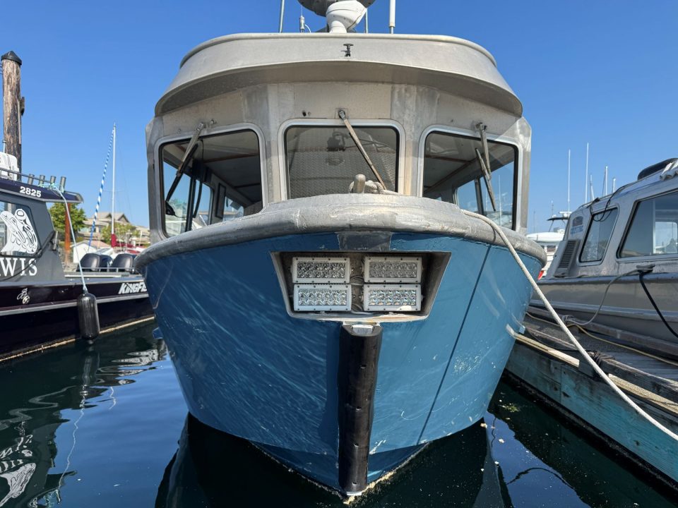 1995 EagleCraft 28′ Crewboat