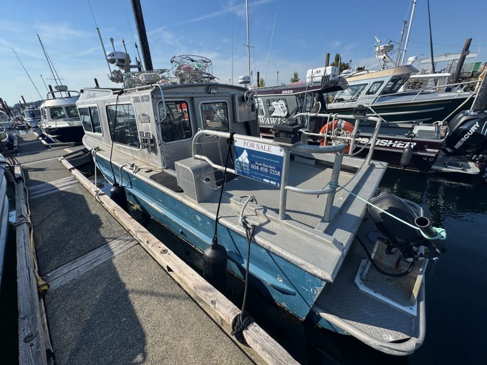 1995 EagleCraft 28′ Crewboat