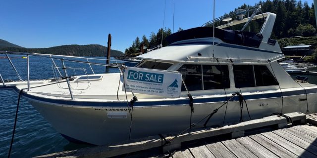 1987 Tollycraft 30 Sport Cruiser