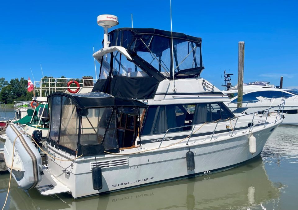 1991 Bayliner 32 Motoryacht