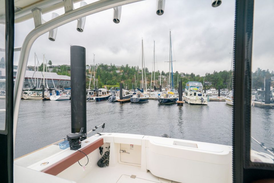 2005 Rampage 33 Express