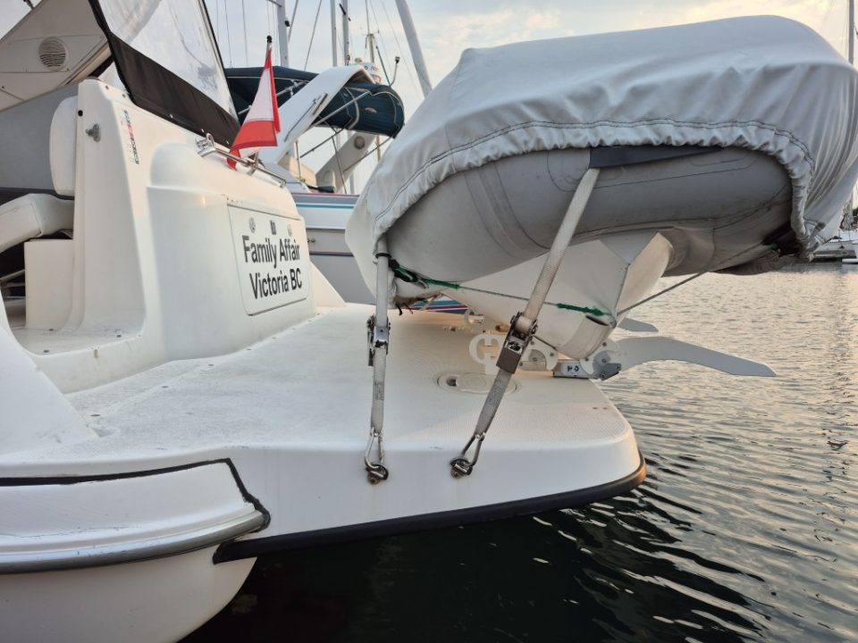 2000 Bayliner 3055 Ciera