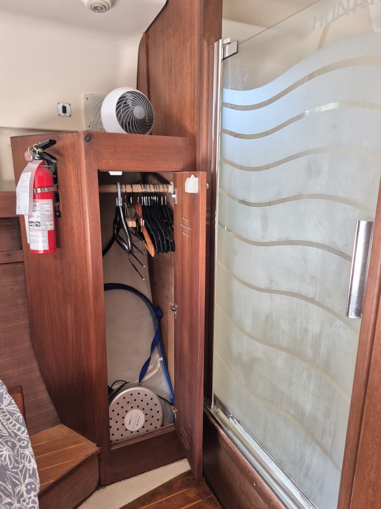 1998 Hunter Passage 450