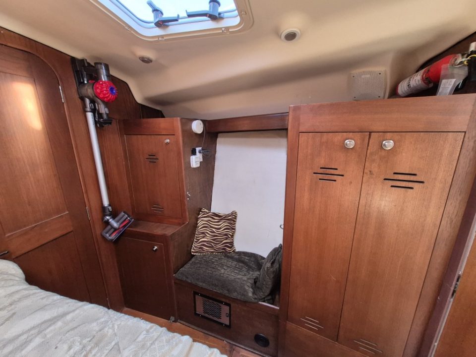 1998 Hunter Passage 450