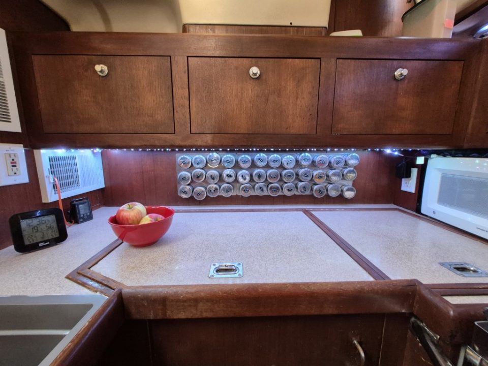 1998 Hunter Passage 450