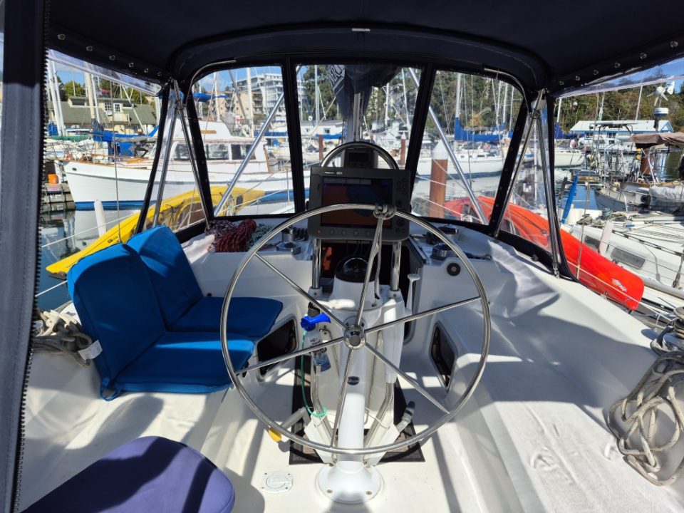 1998 Hunter Passage 450