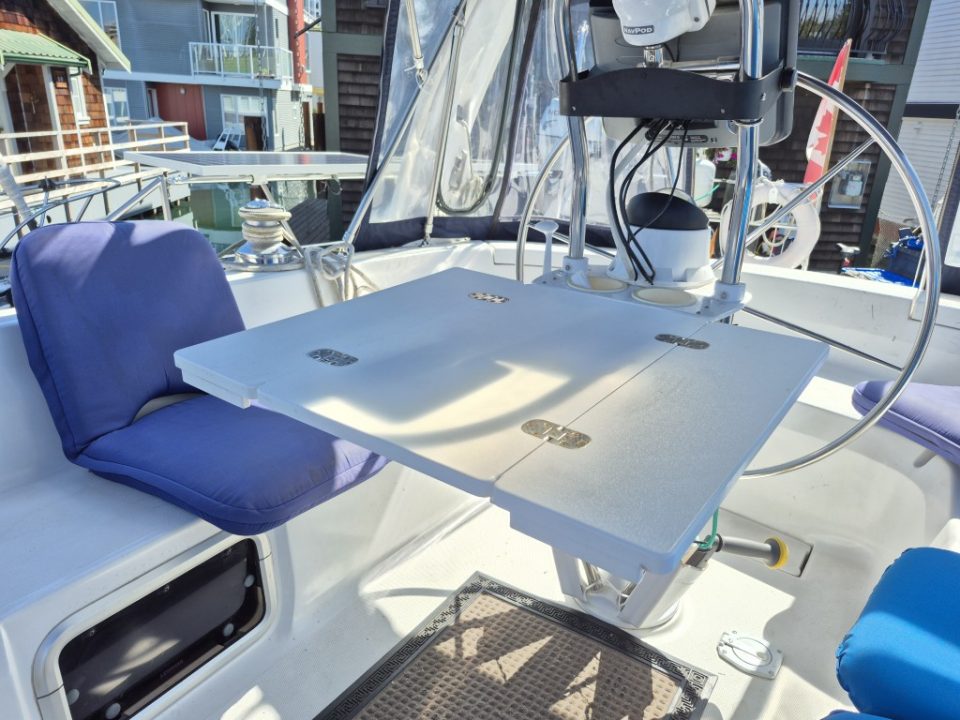 1998 Hunter Passage 450