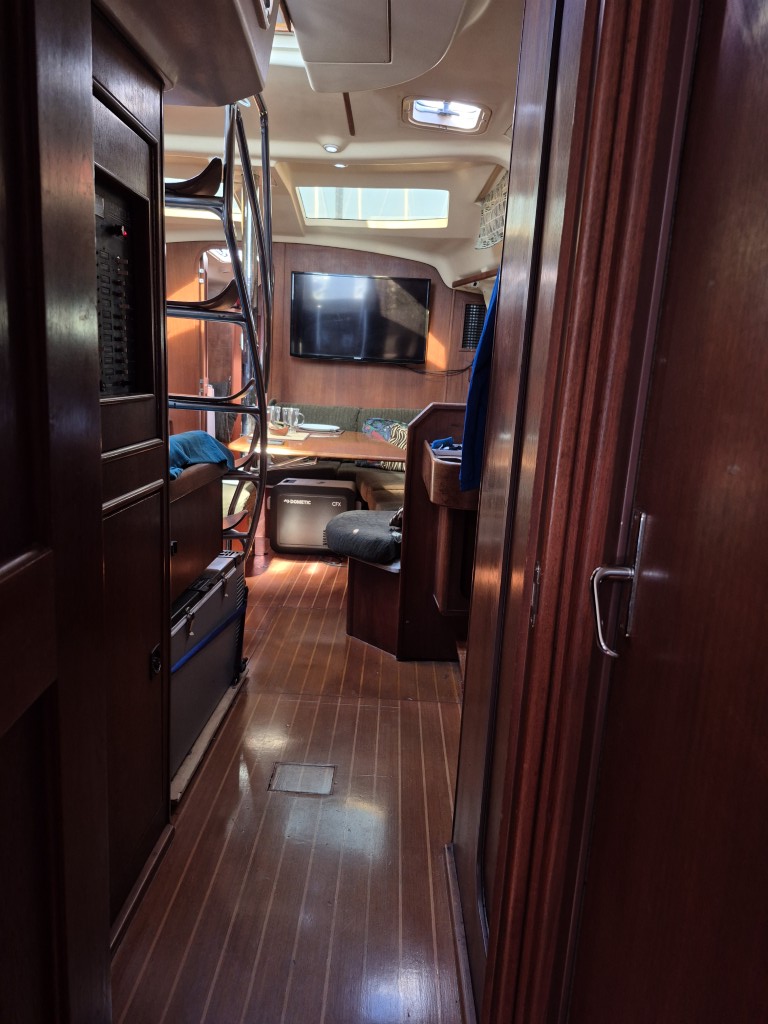1998 Hunter Passage 450