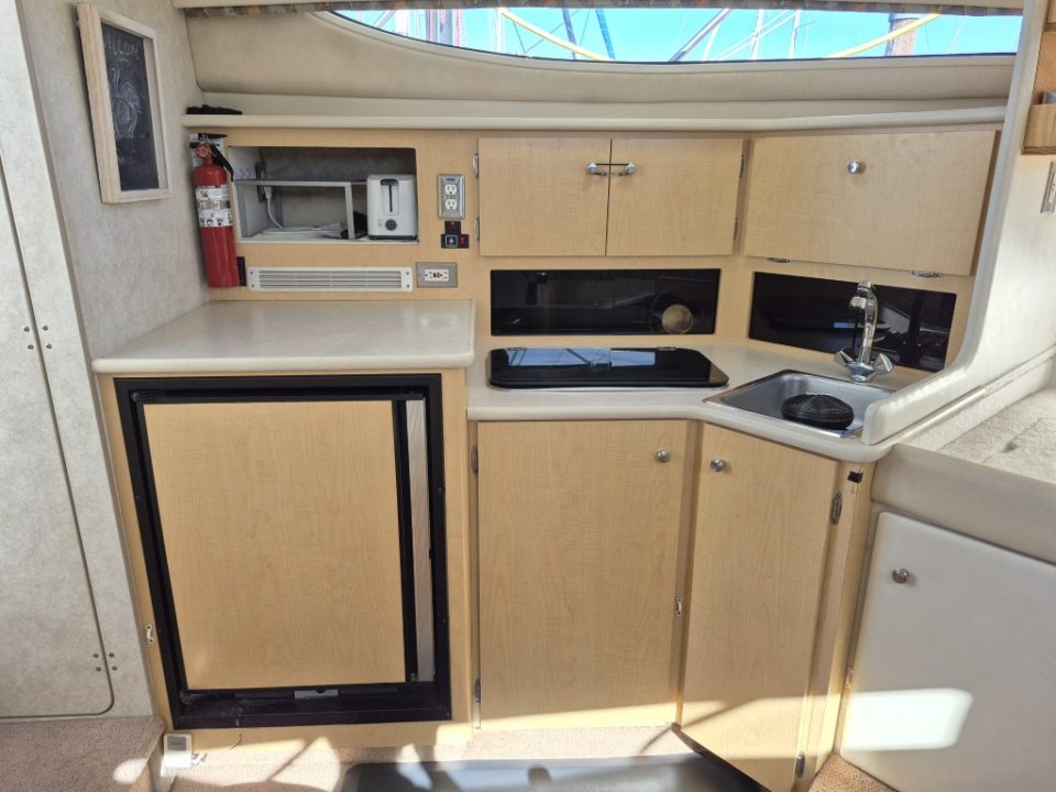 2000 Bayliner 3055 Ciera