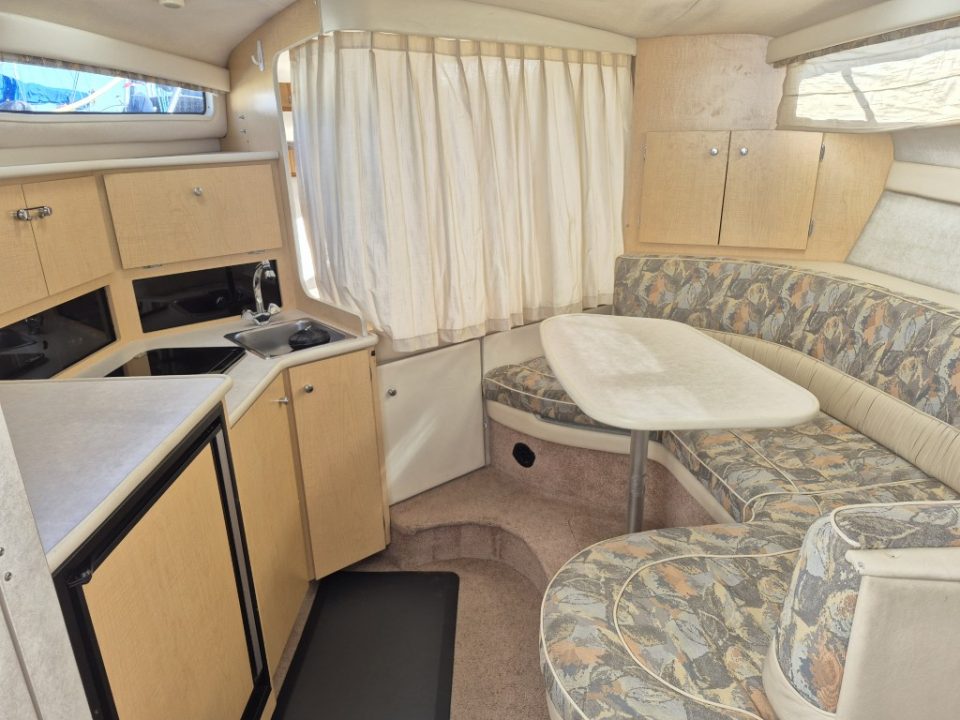 2000 Bayliner 3055 Ciera