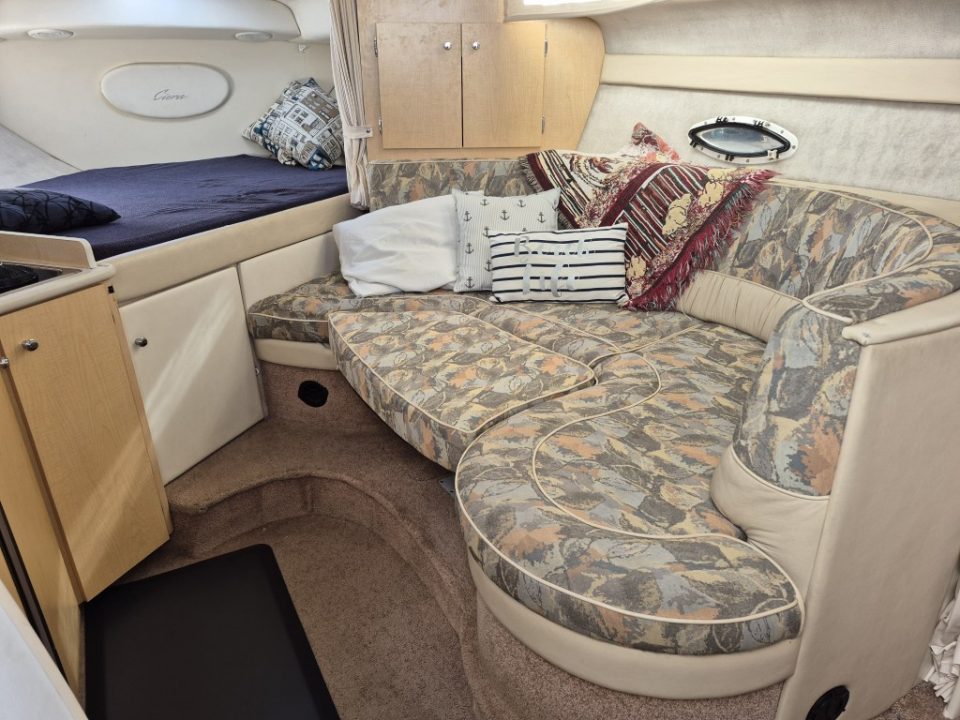 2000 Bayliner 3055 Ciera