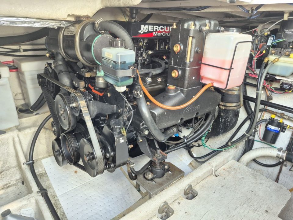 2000 Bayliner 3055 Ciera