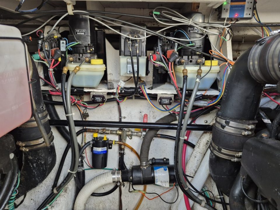 2000 Bayliner 3055 Ciera