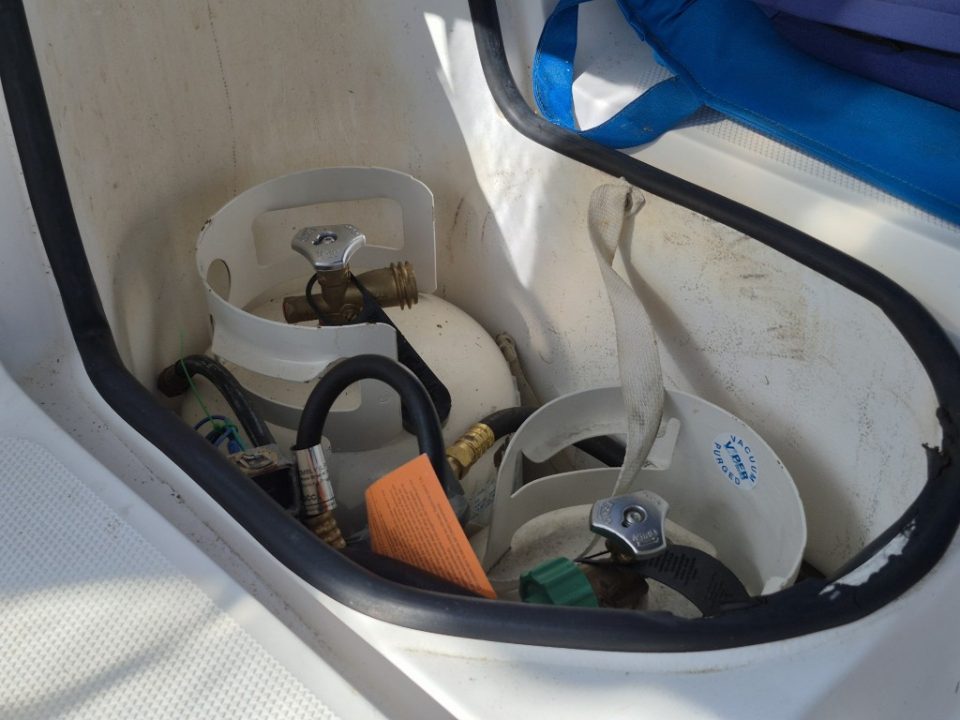 1998 Hunter Passage 450