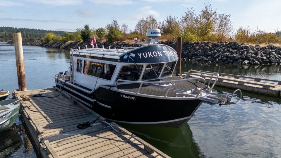 2019 Riptide Marine Saratoga 300W/Trailer/Freightliner FL60 Tow Vehicle