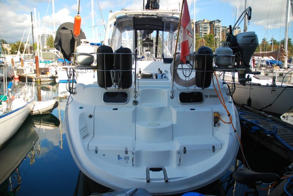 1998 Hunter Passage 450